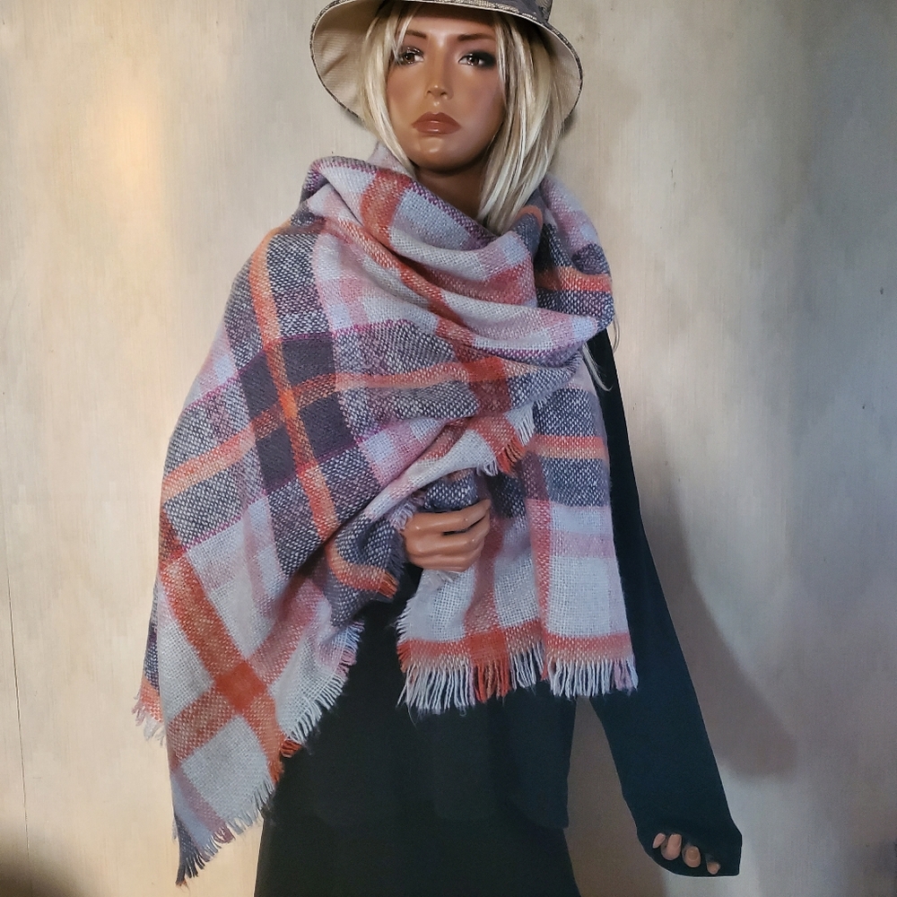 Universal Thread Blanket Scarf Shawl Orange Gray White Plaid‎ Cozy